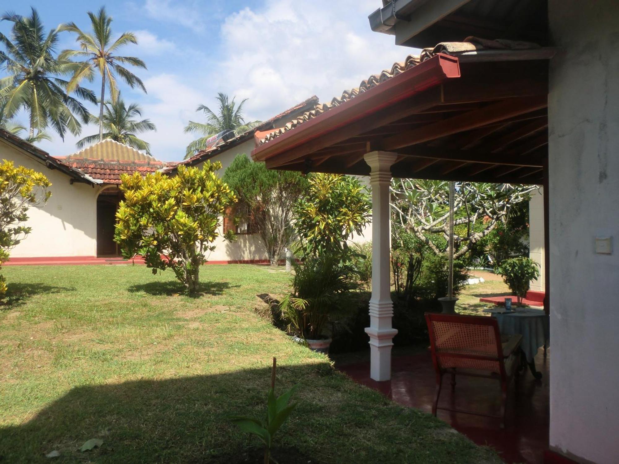Top Of The Hill Guesthouse Weligama Exterior foto