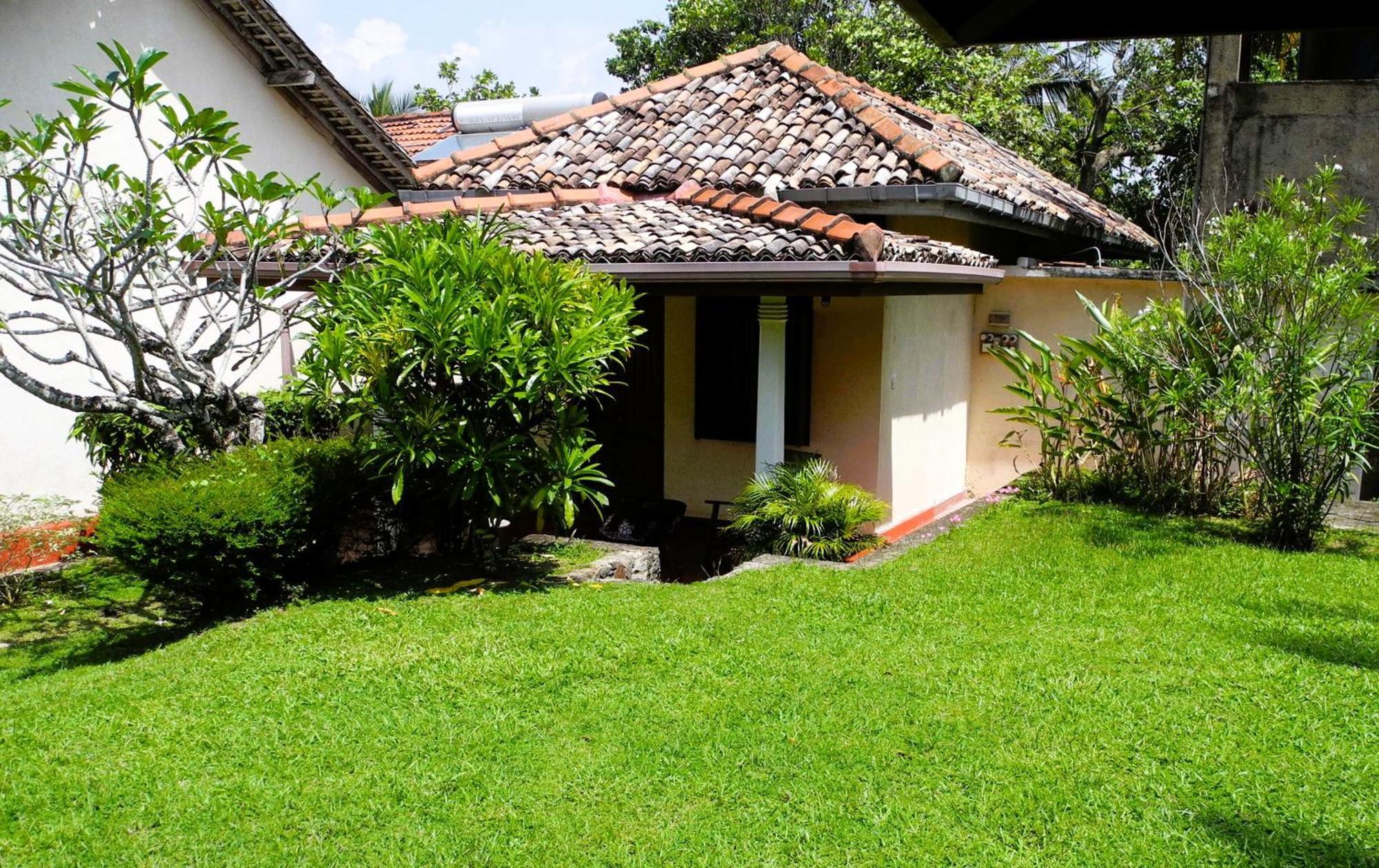 Top Of The Hill Guesthouse Weligama Exterior foto